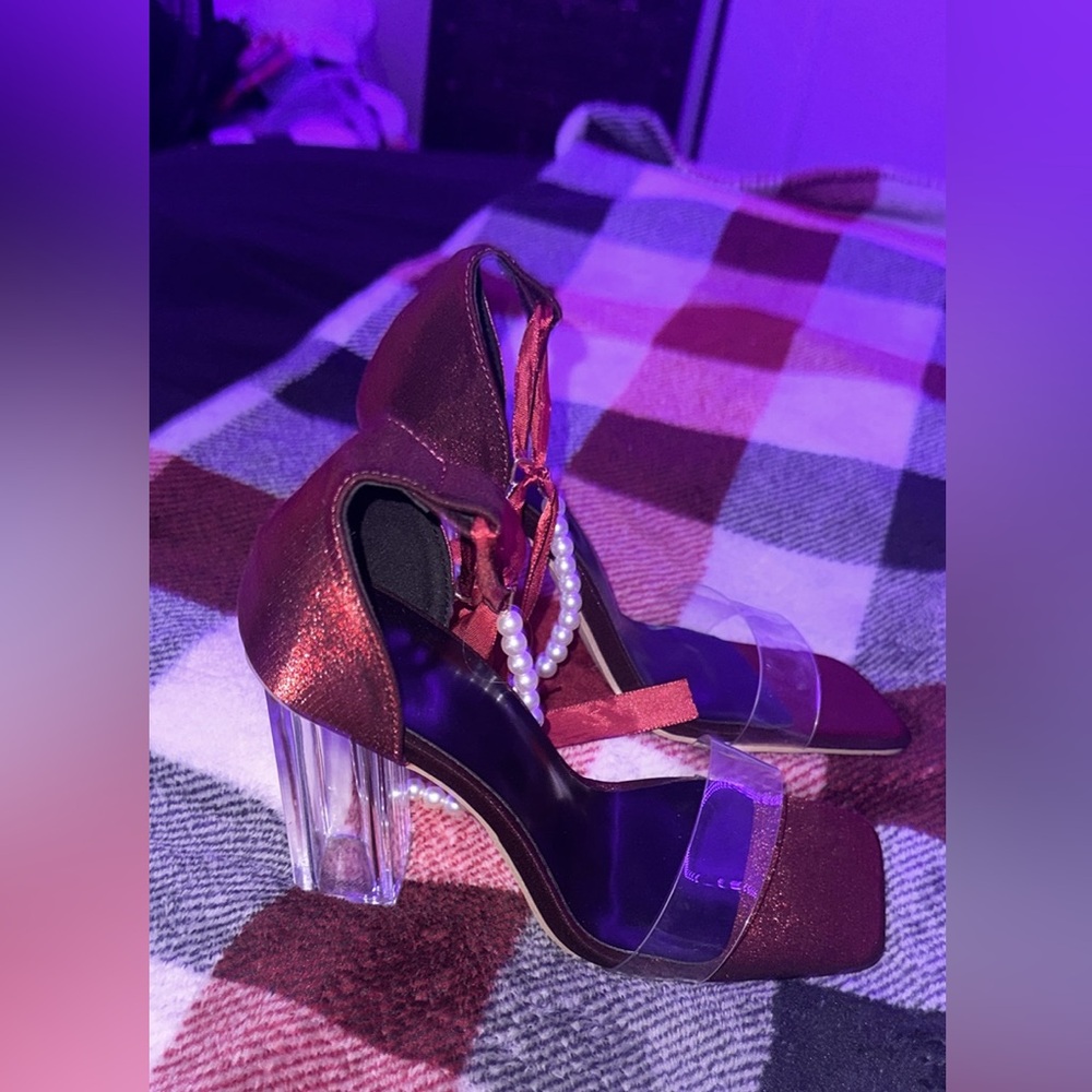 I am selling some burgundy heels sadly they never fit me and never been worn
